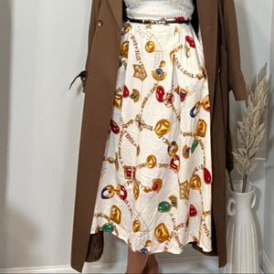 Printed skirt multi color.